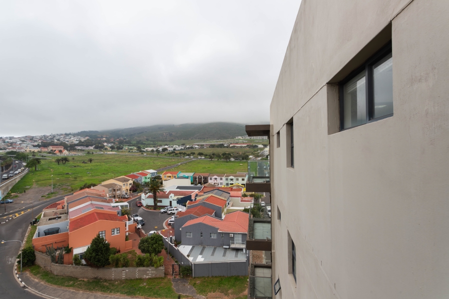 2 Bedroom Property for Sale in Zonnebloem Western Cape